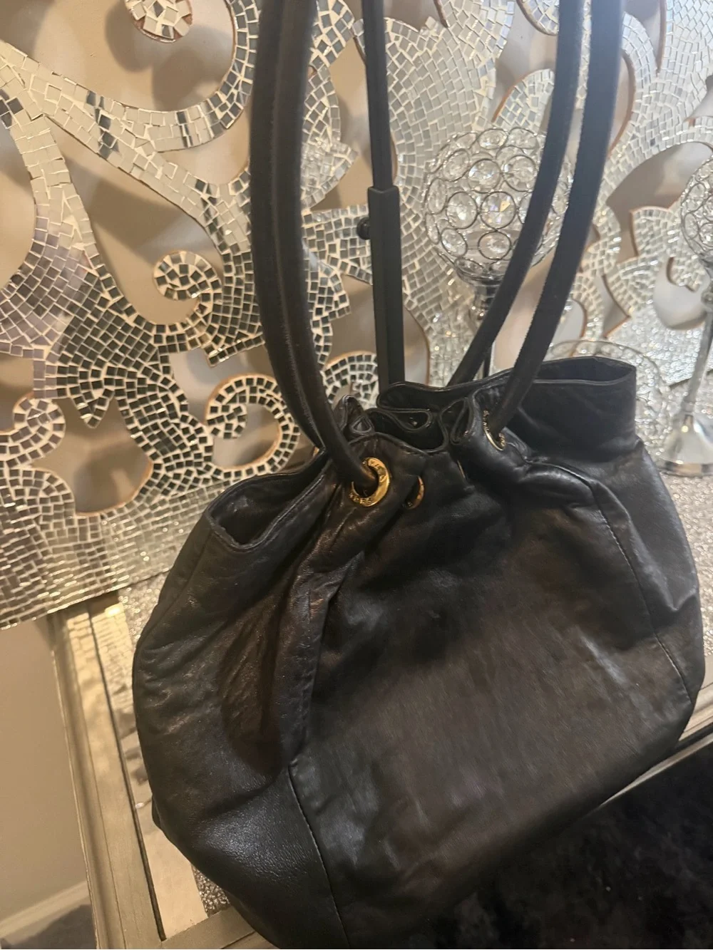 ❤️Michael Kors Black Leather Drawstring Shoulder Bag with Tassel